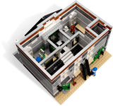 LEGO 10224 Town Hall  Big Big World