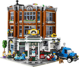 LEGO 10264 Corner Garage  Big Big World